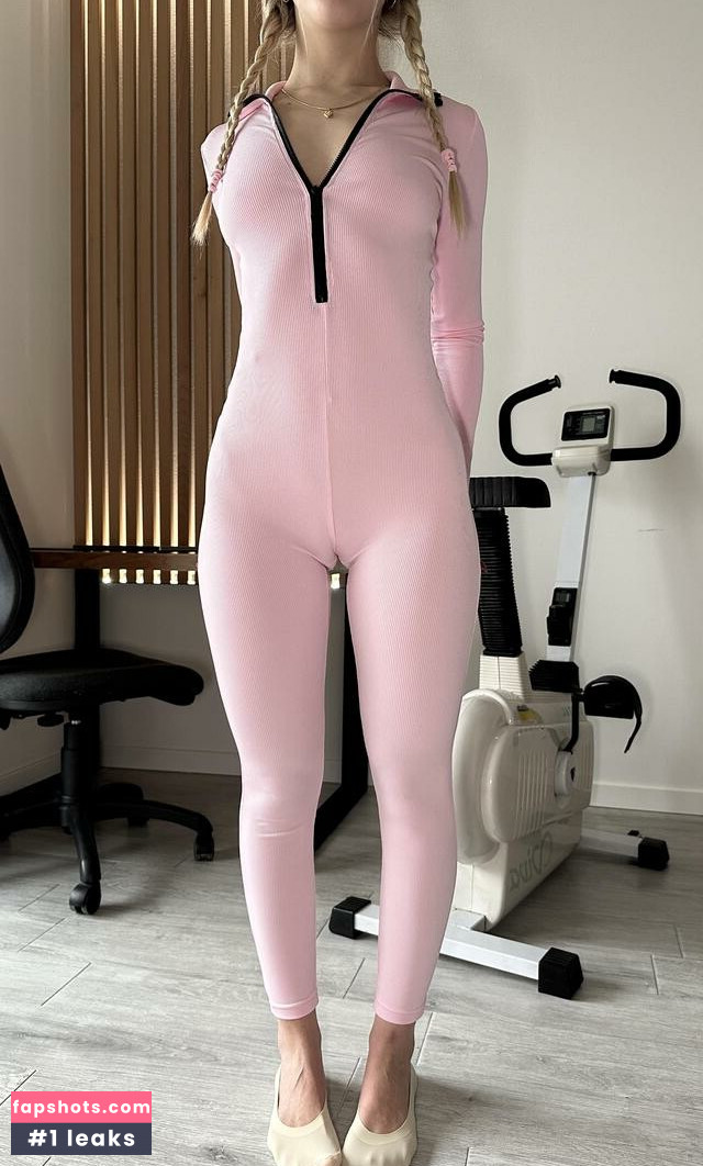 chantal_secrets Nude Leaks OnlyFans Photos #106 - LeakJerk