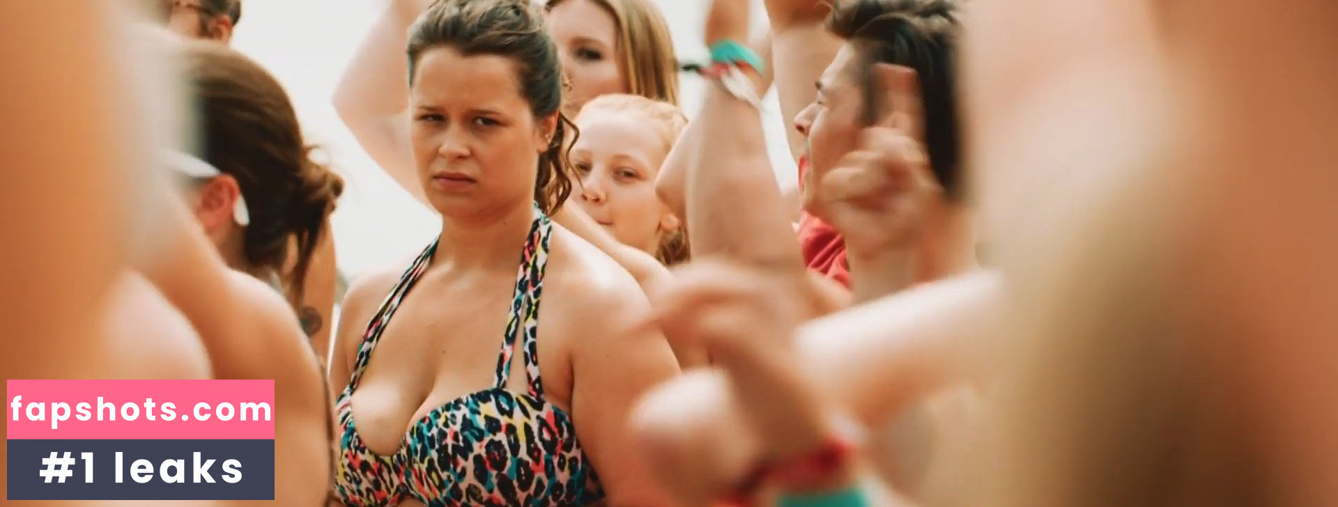 Chantal Zitzenbacher gallery photo #6