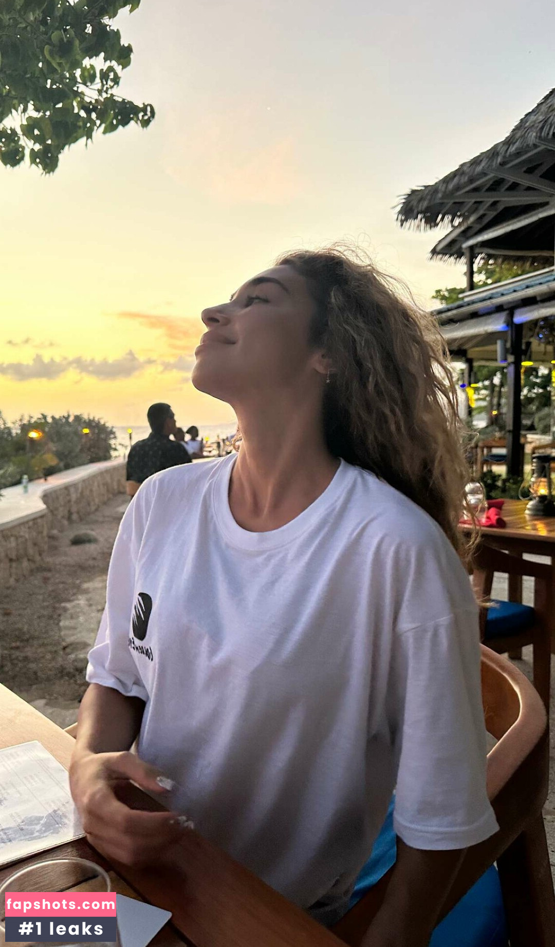 Chantel Jeffries gallery photo #1025