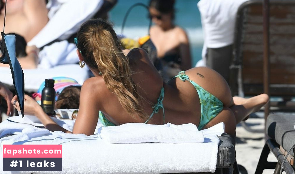 Chantel Jeffries gallery photo #1543