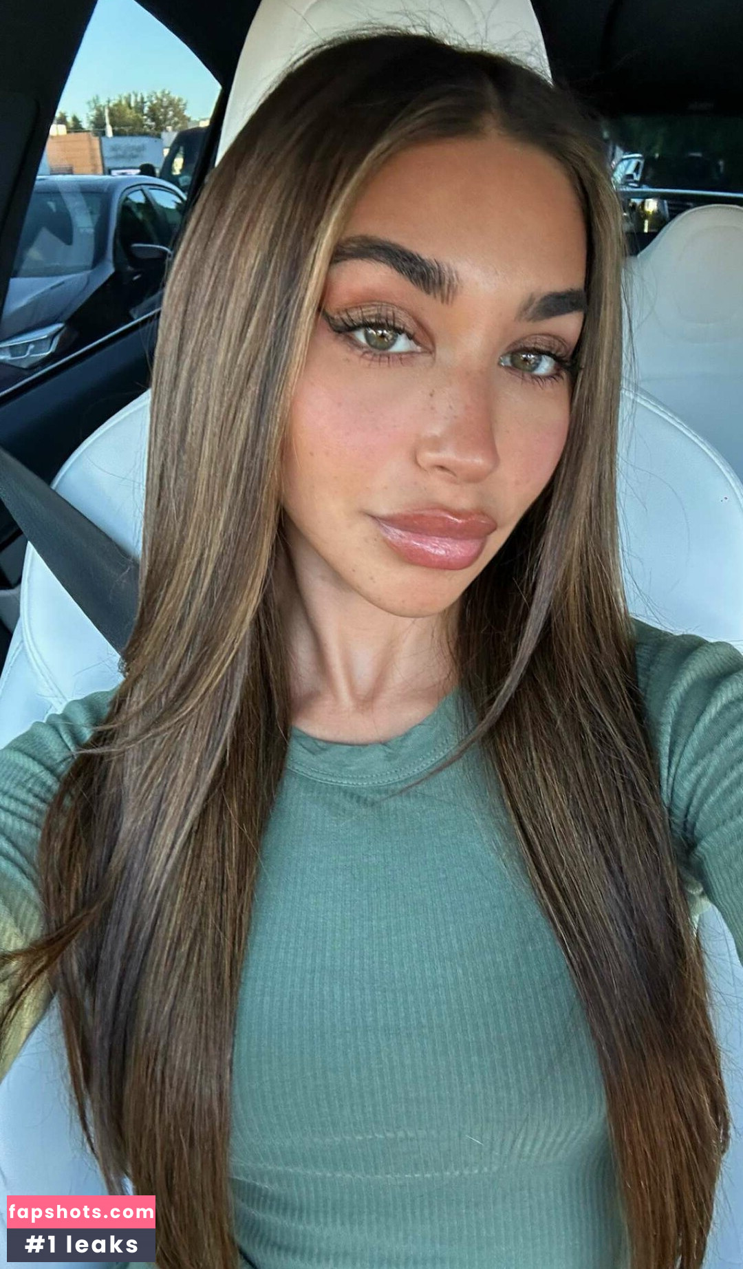 Chantel Jeffries gallery photo #957