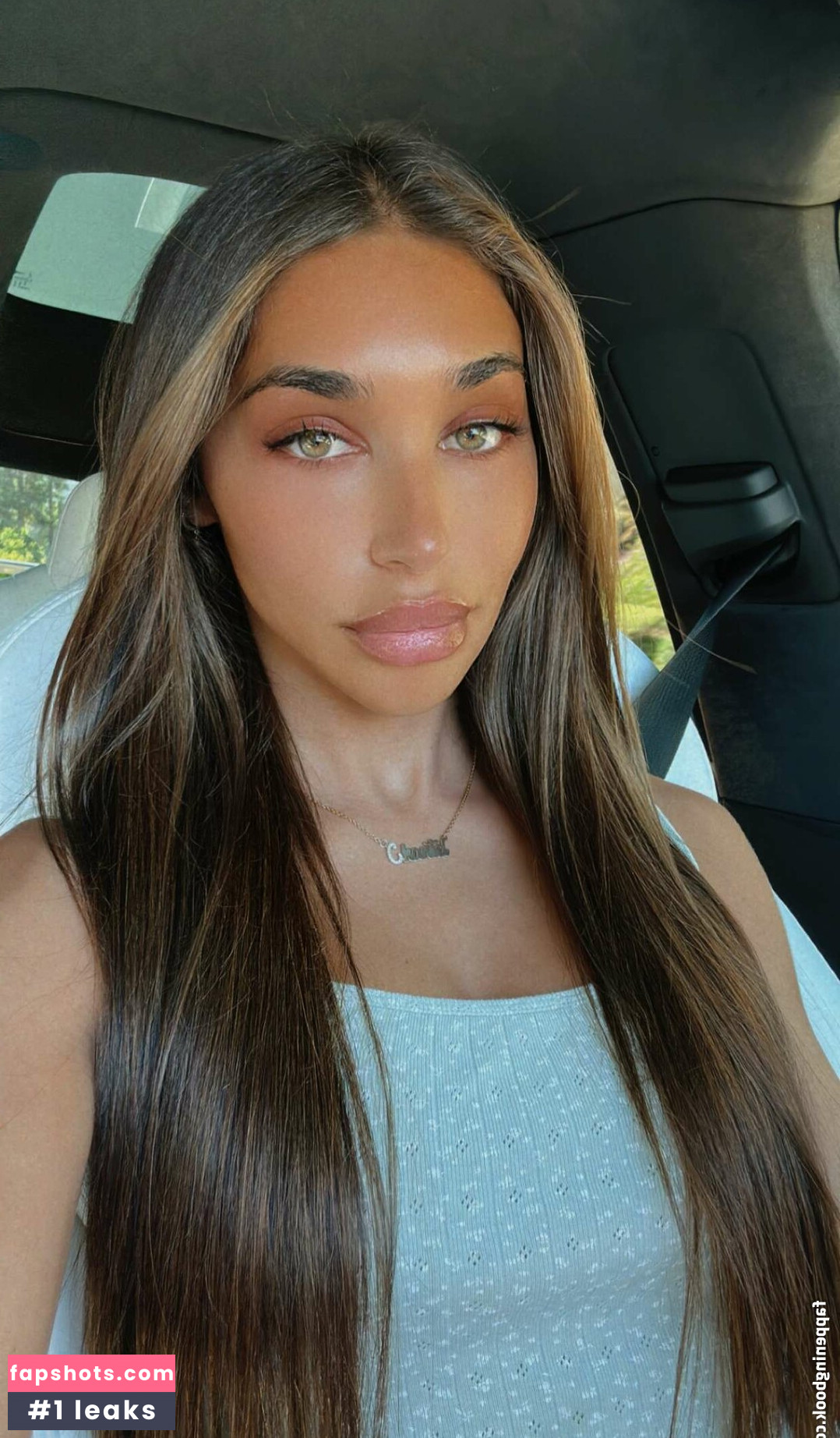 Chantel Jeffries gallery photo #985