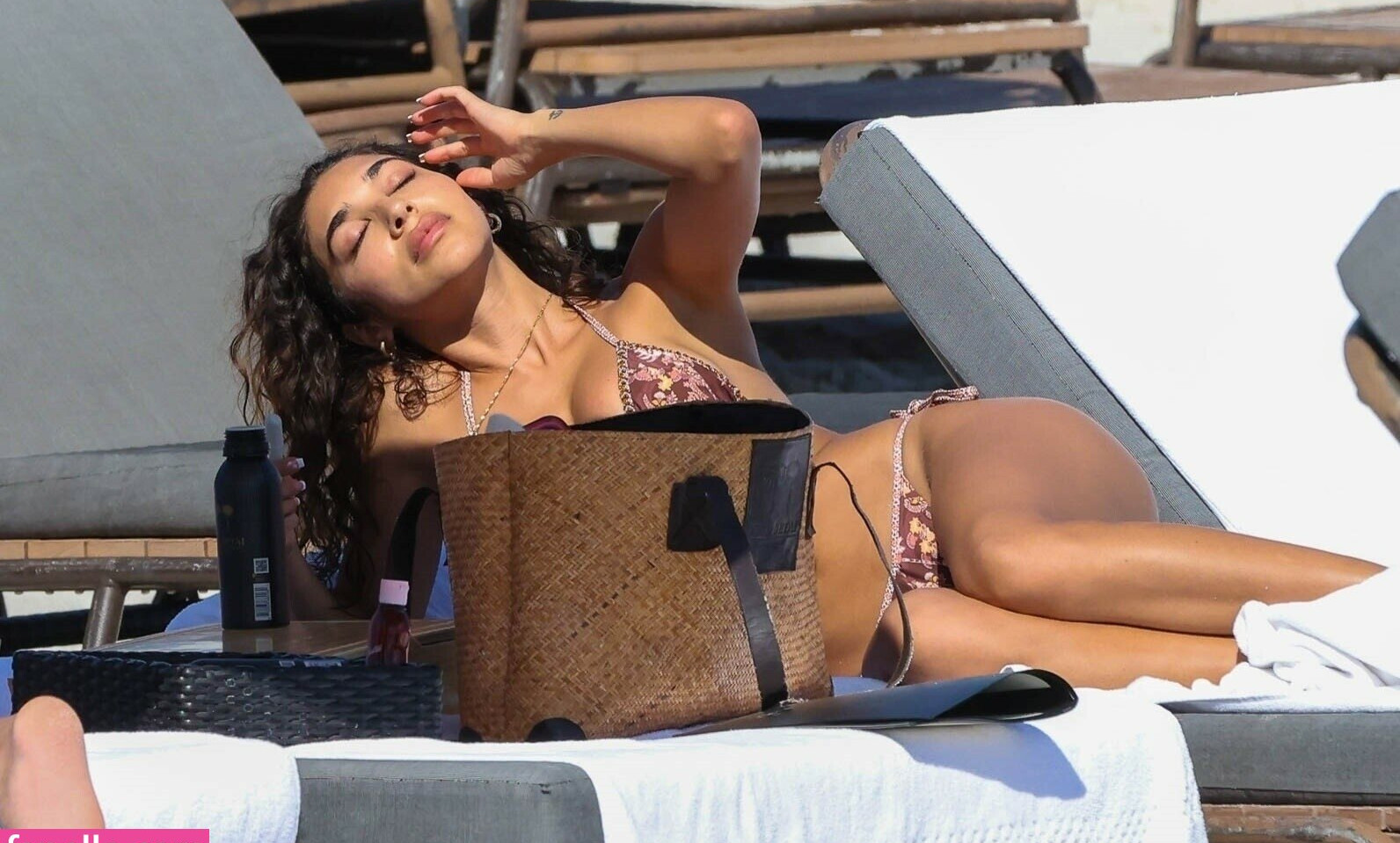 chantel-jeffries gallery photo #603