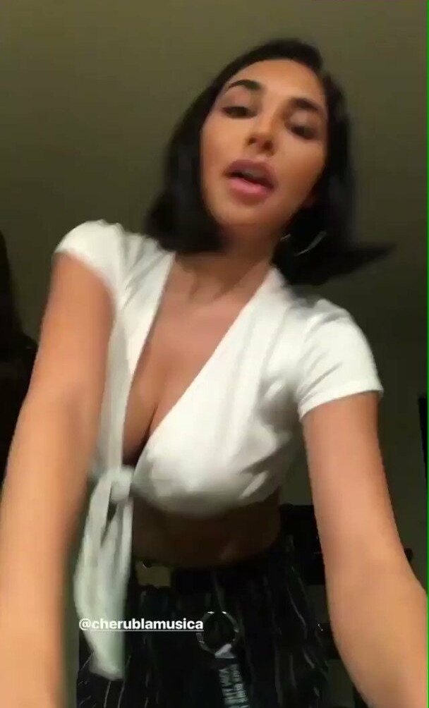 chantel-jeffries gallery photo #610