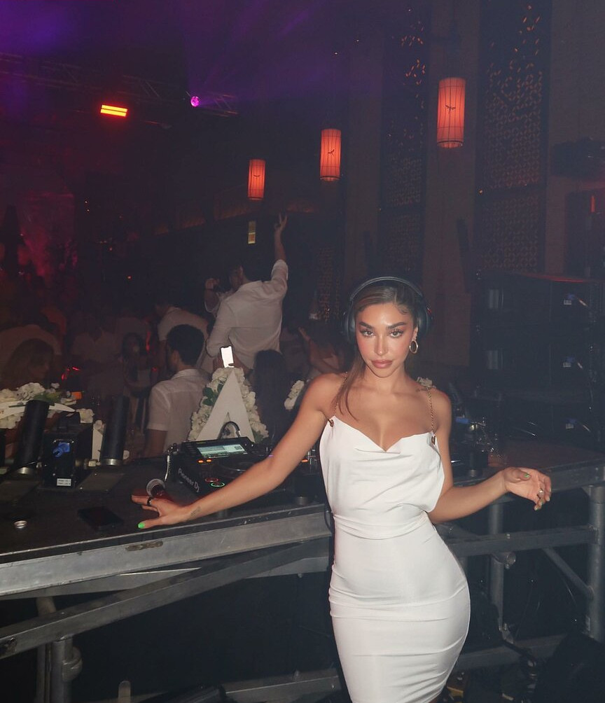 chantel-jeffries gallery photo #776