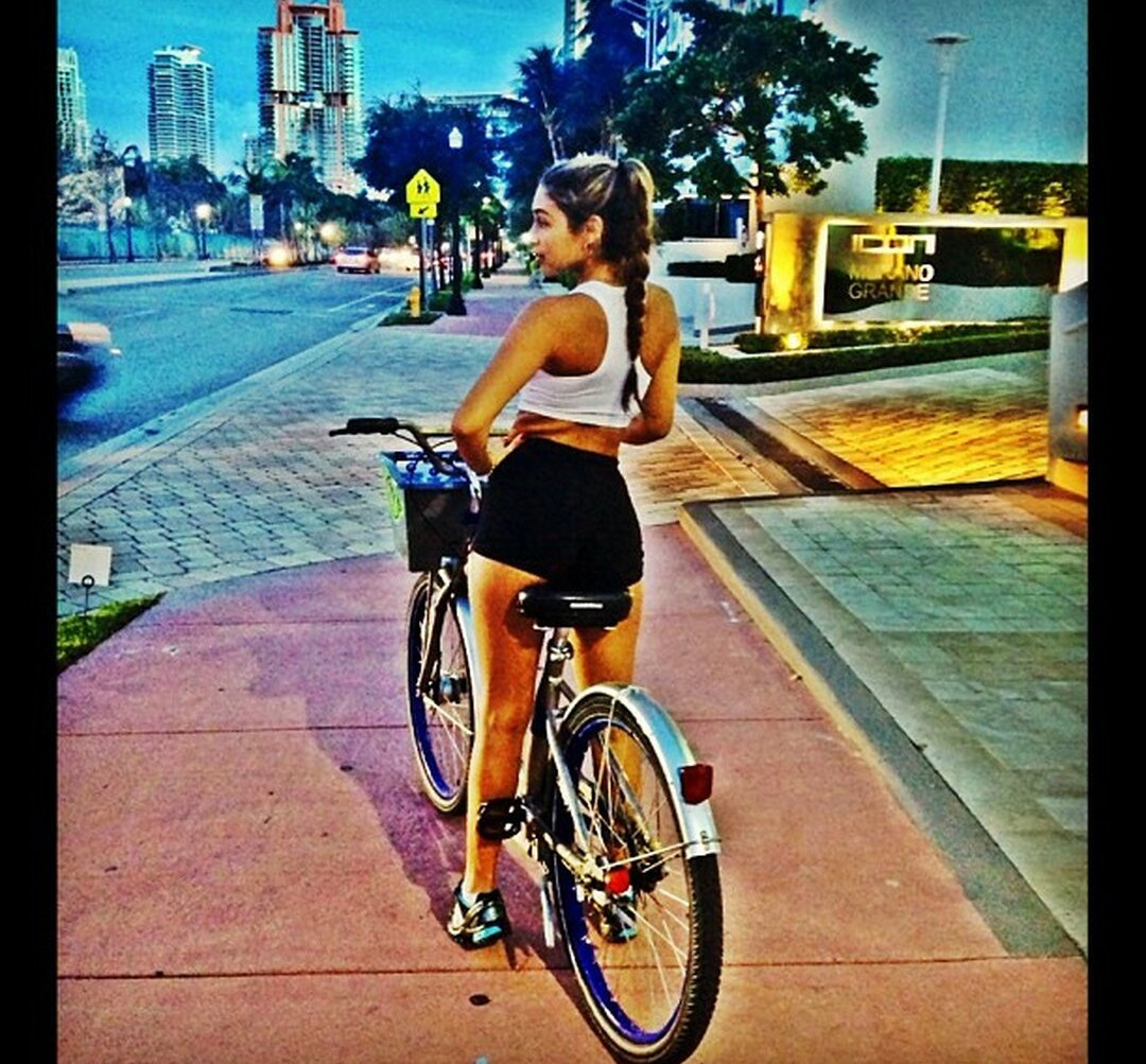 chantel-jeffries gallery photo #943