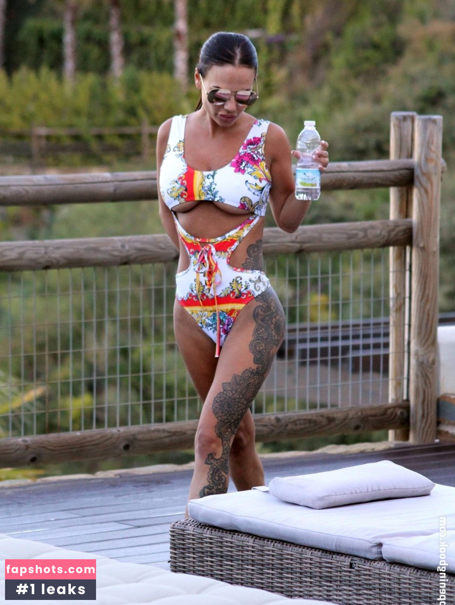 Chantelle Connelly Filtración Desnuda OnlyFans Foto #204 - Fapshots