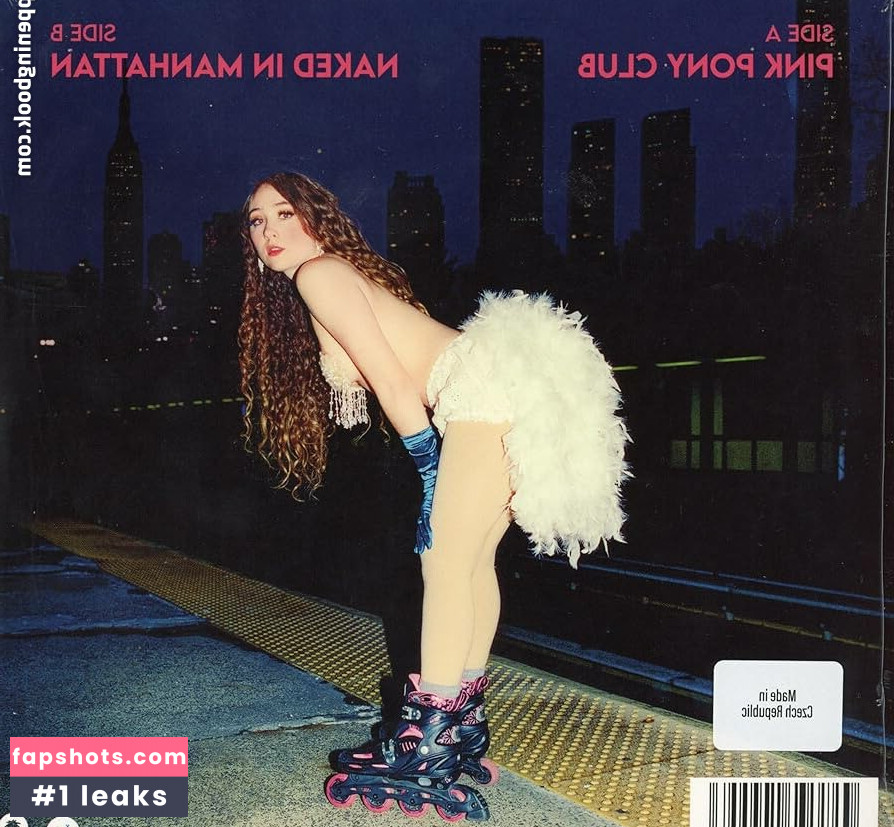 Chappel Roan gallery photo #24