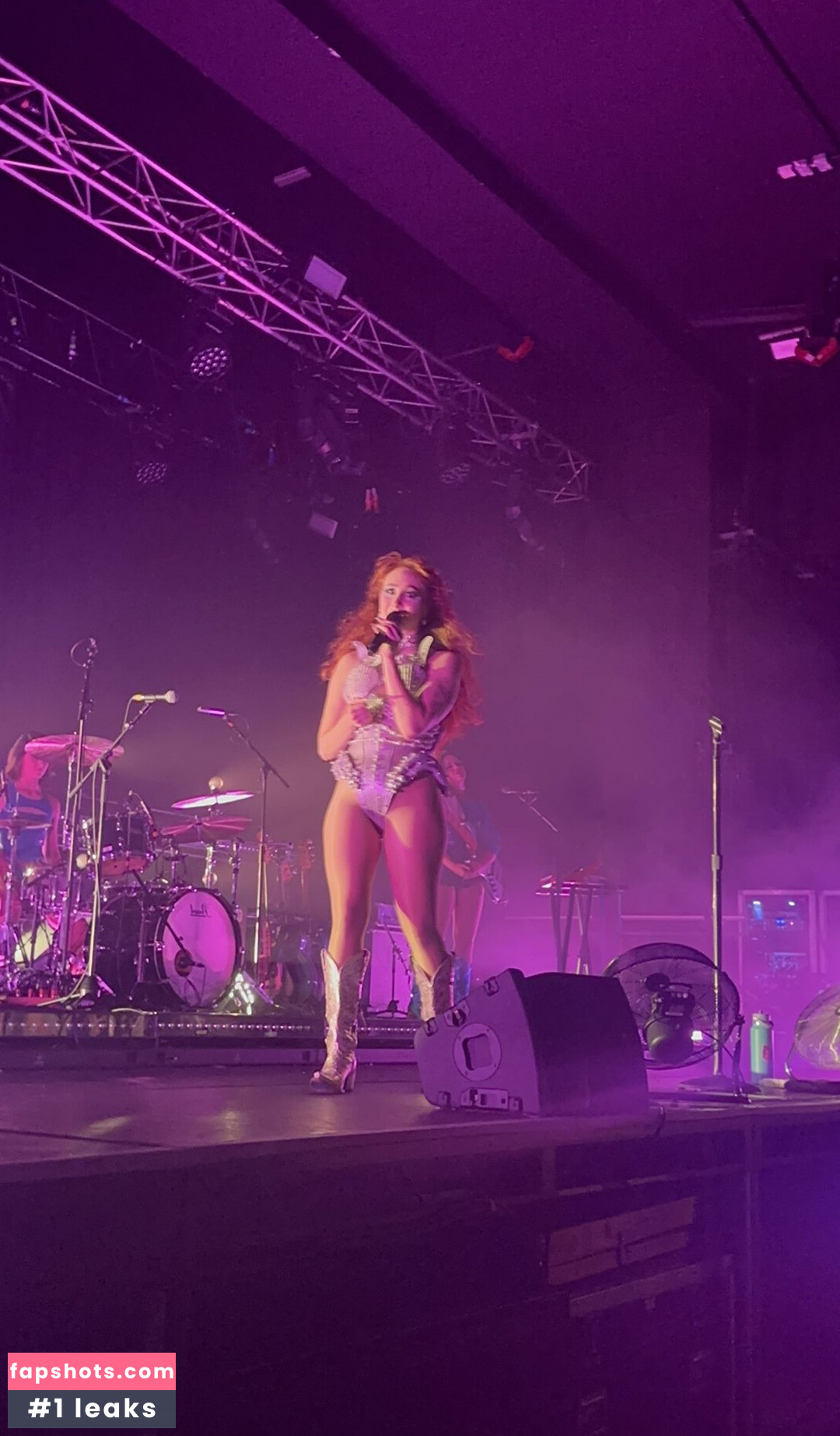 Chappell Roan Nahé úniky fotek pouze od fanoušků #83 - Fapshots