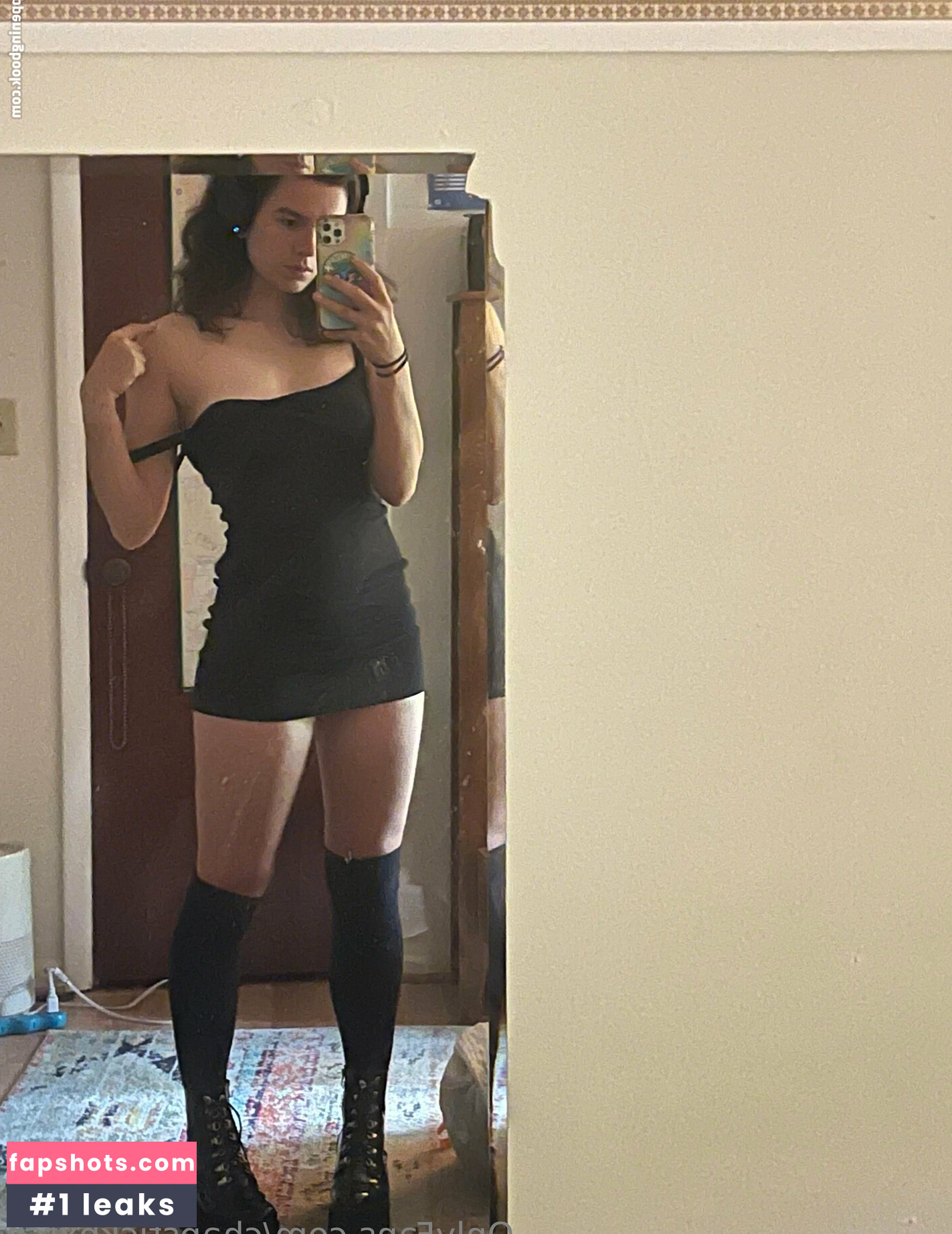 chapstickbxtch Nude Leaks OnlyFans Photos #2 - Fapshots