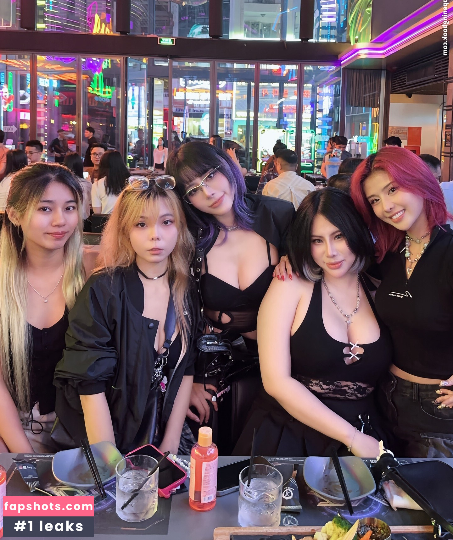 Charechii Nude Leaks OnlyFans Photos #49 - LeakJerk