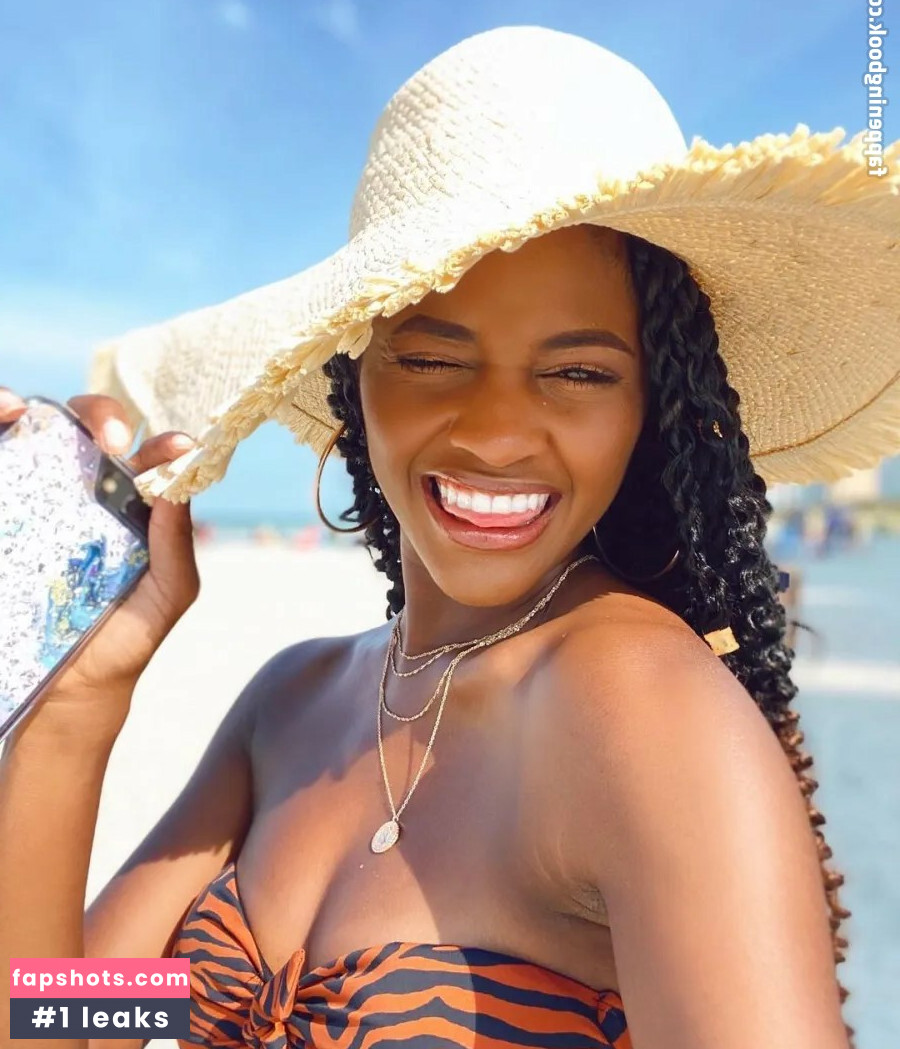 Charity Lawson gallery photo #10