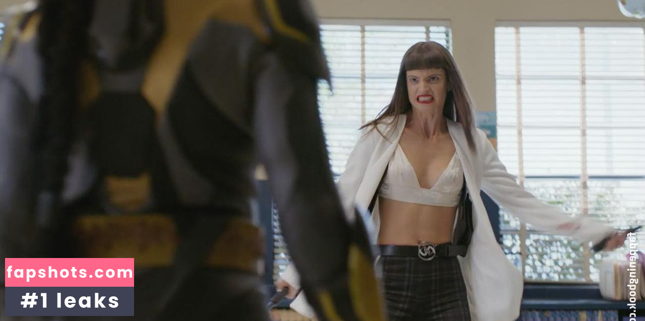 Charlbi Dean Kriek gallery photo #5