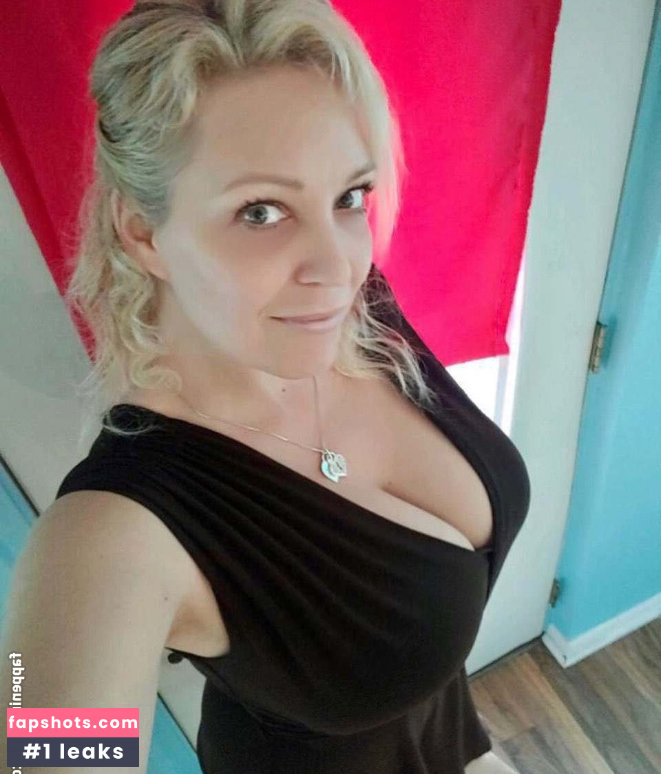 Charlee Chase gallery photo #90