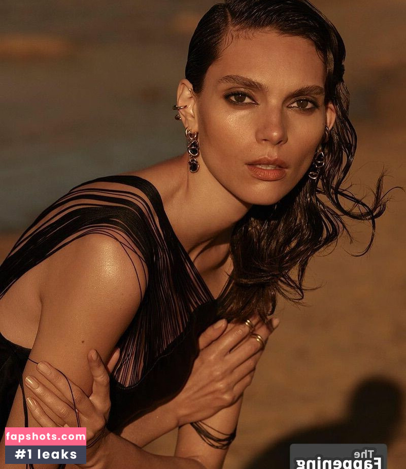 Charlee Fraser gallery photo #21