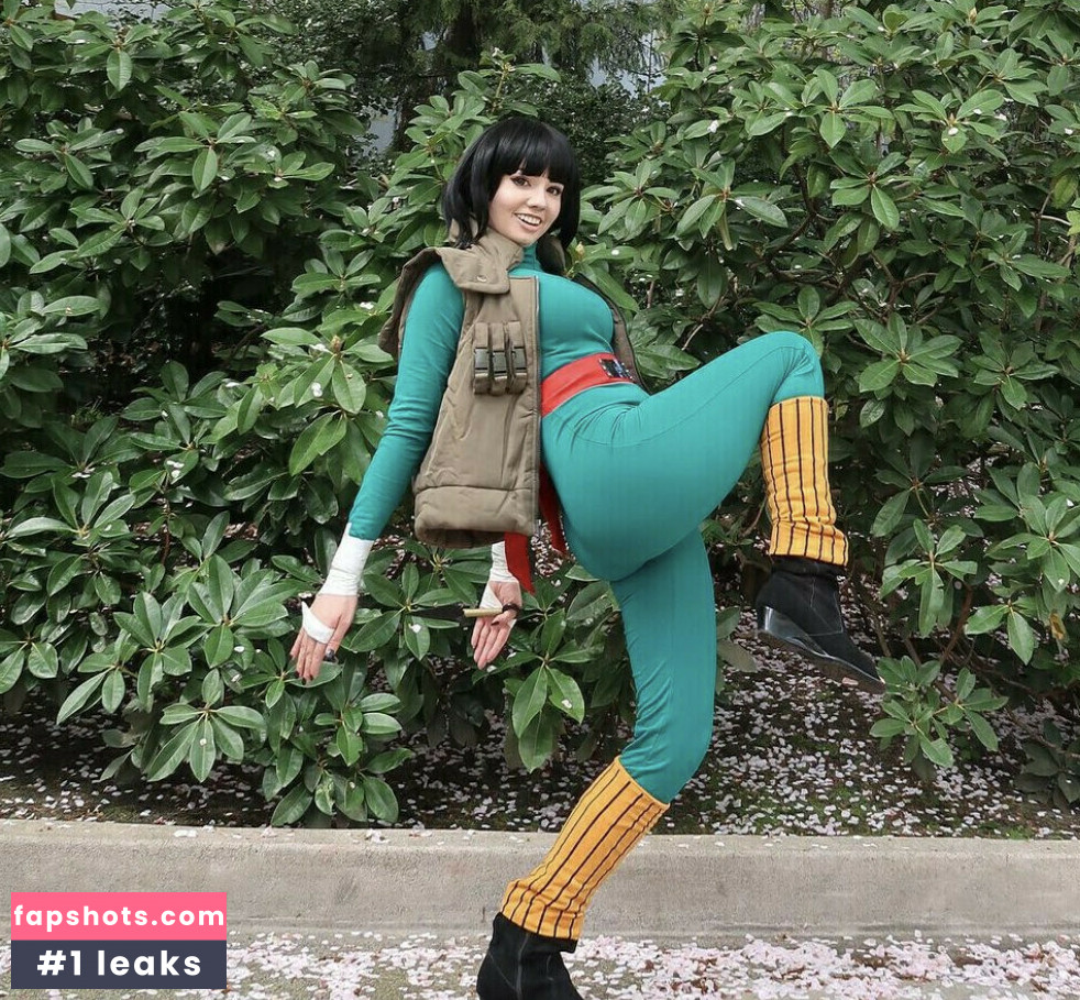 Charleemanderz gallery photo #2