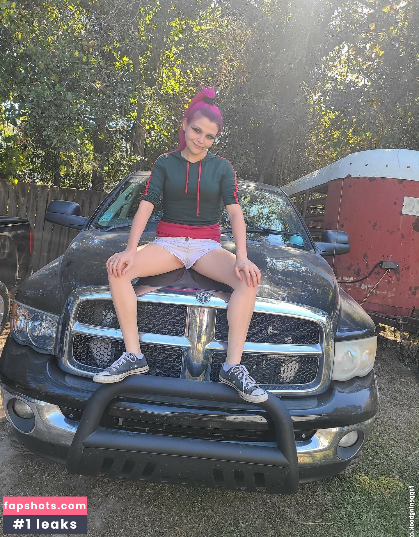 Charlene Mack gallery photo #21