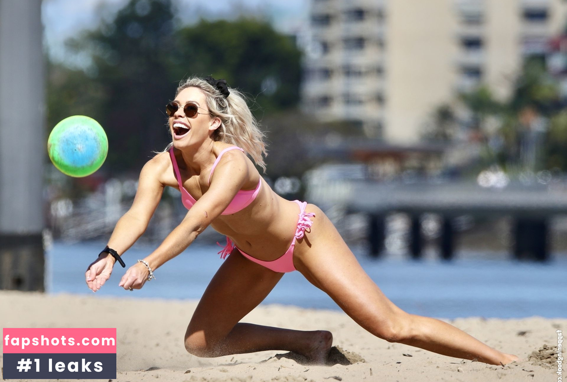 Charley Bond gallery photo #12