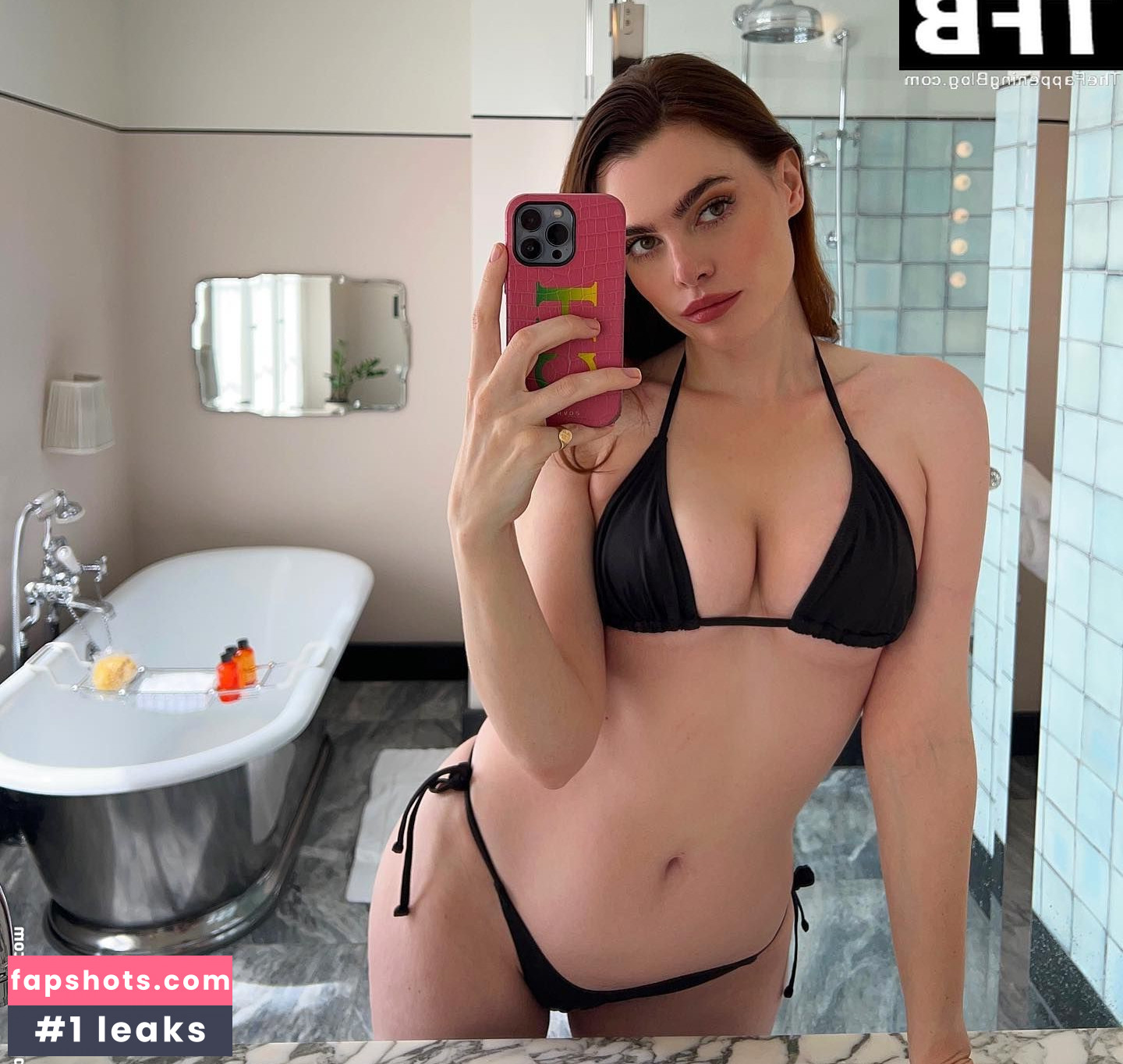 Charli Howard gallery photo #16