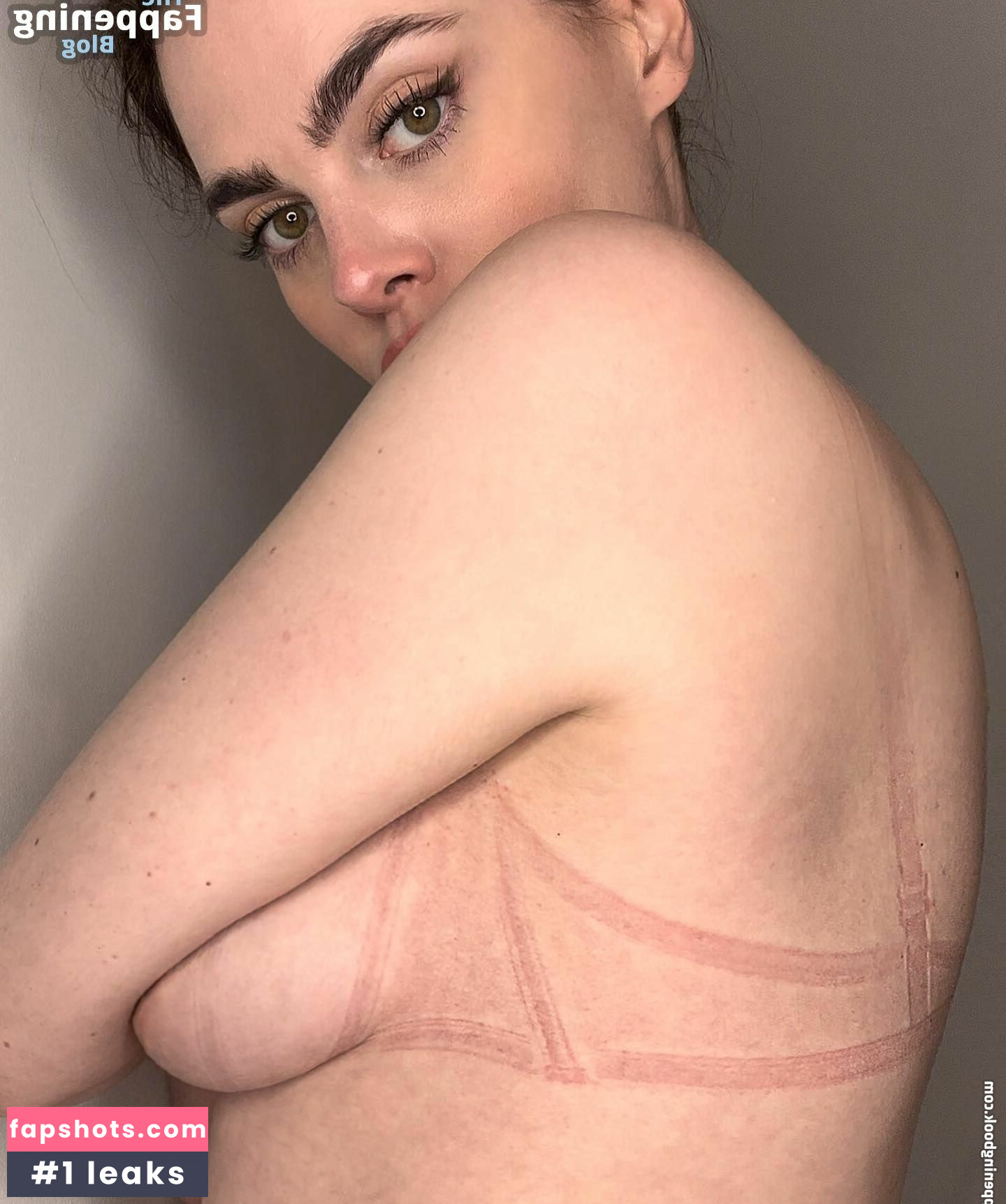 Charli Howard gallery photo #6