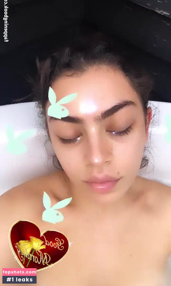 Charli XCX Nahé úniky fotek pouze od fanoušků #1009 - Fapshots