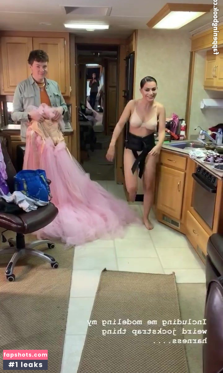 Charli XCX Nahé úniky fotek pouze od fanoušků #1022 - Fapshots