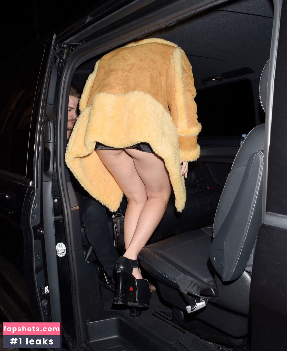 Charli XCX Nahé úniky fotek pouze od fanoušků #1064 - Fapshots