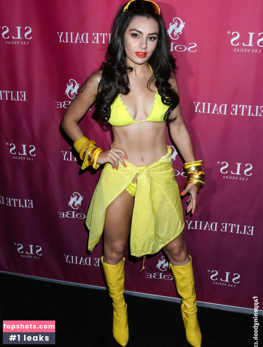 Charli XCX Nahé úniky fotek pouze od fanoušků #1096 - Fapshots