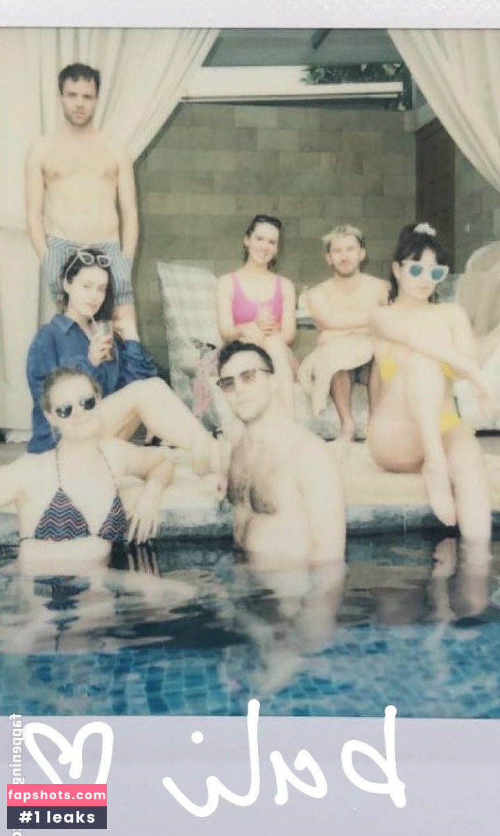 Charli XCX Nahé úniky fotek pouze od fanoušků #1139 - Fapshots