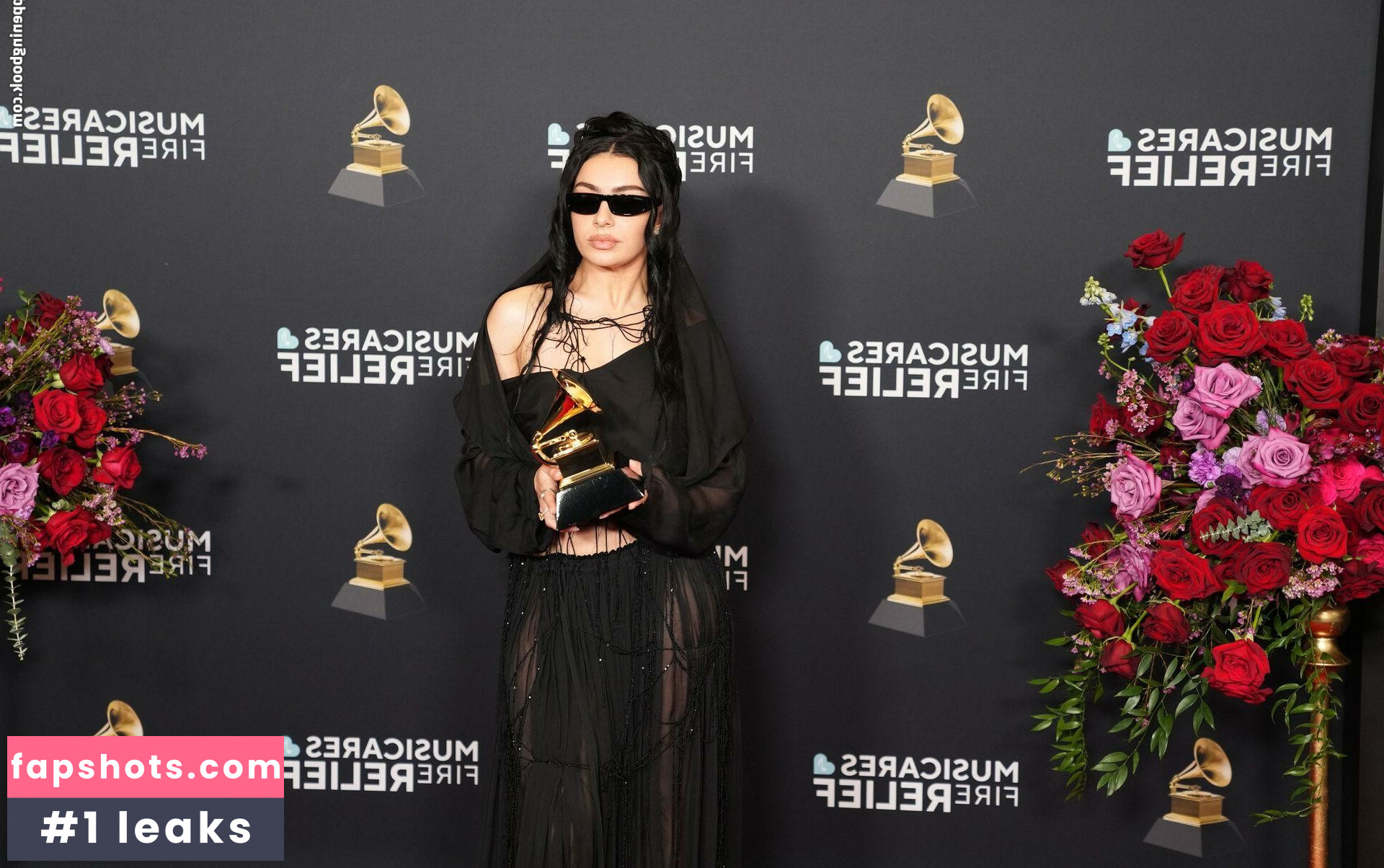 Charli XCX Nahé úniky fotek pouze od fanoušků #194 - Fapshots