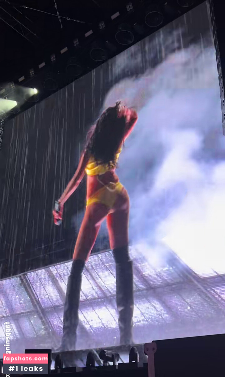 Charli XCX Nahé úniky fotek pouze od fanoušků #22 - Fapshots