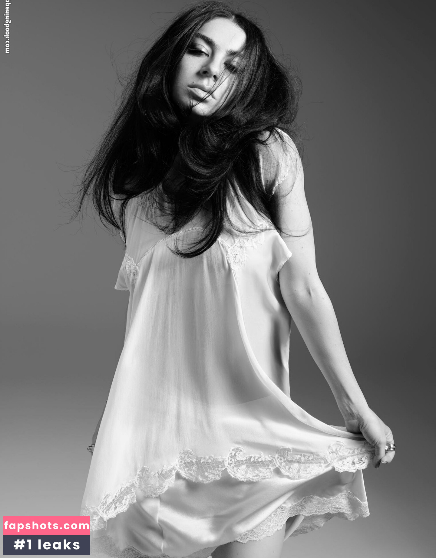 Charli XCX Nahé úniky fotek pouze od fanoušků #238 - Fapshots