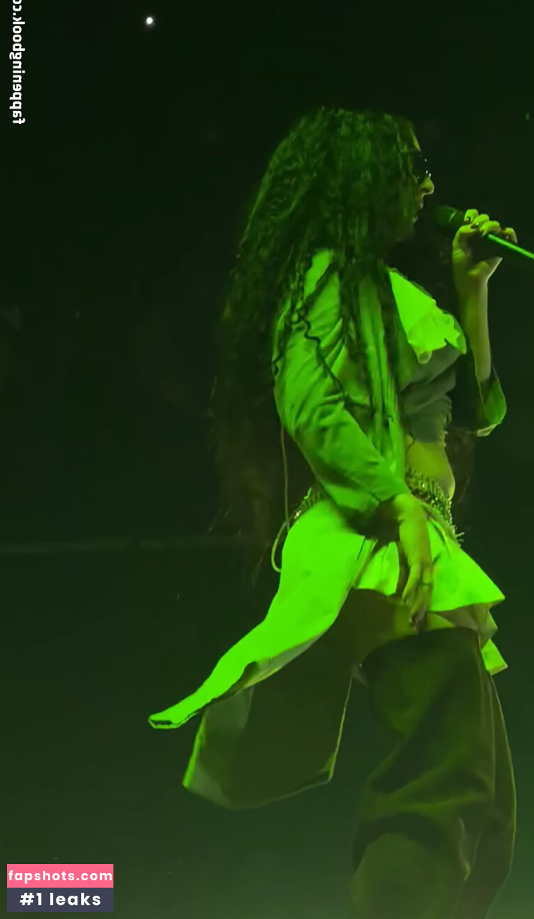 Charli XCX Nahé úniky fotek pouze od fanoušků #271 - Fapshots