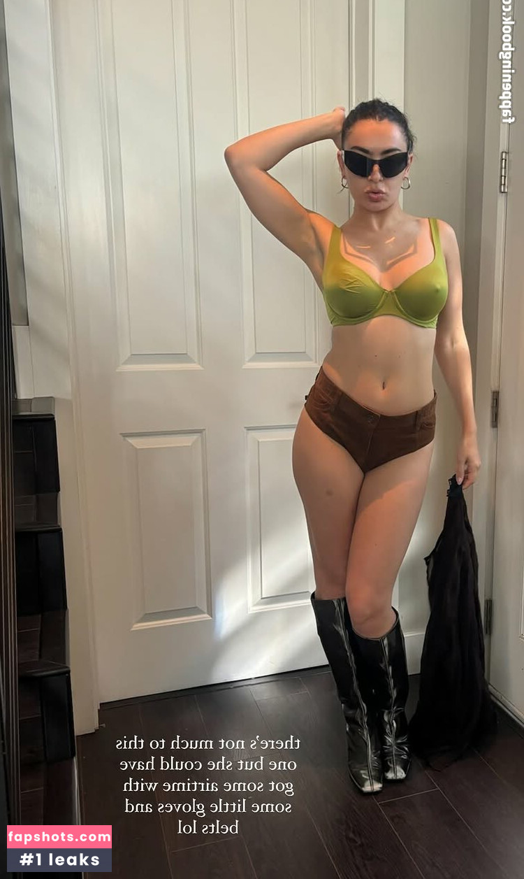 Charli XCX Nahé úniky fotek pouze od fanoušků #291 - Fapshots