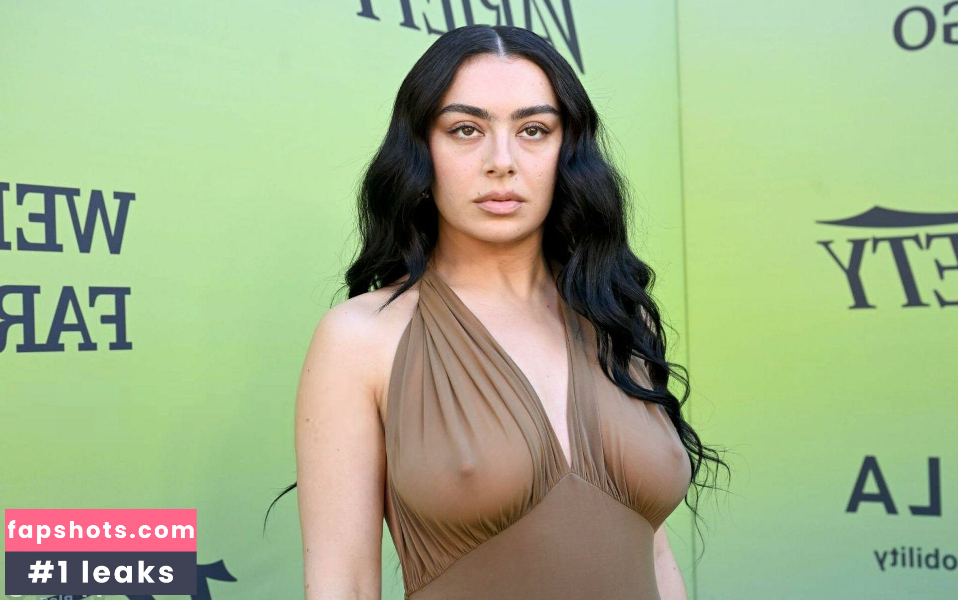 Charli XCX Nahé úniky fotek pouze od fanoušků #308 - Fapshots