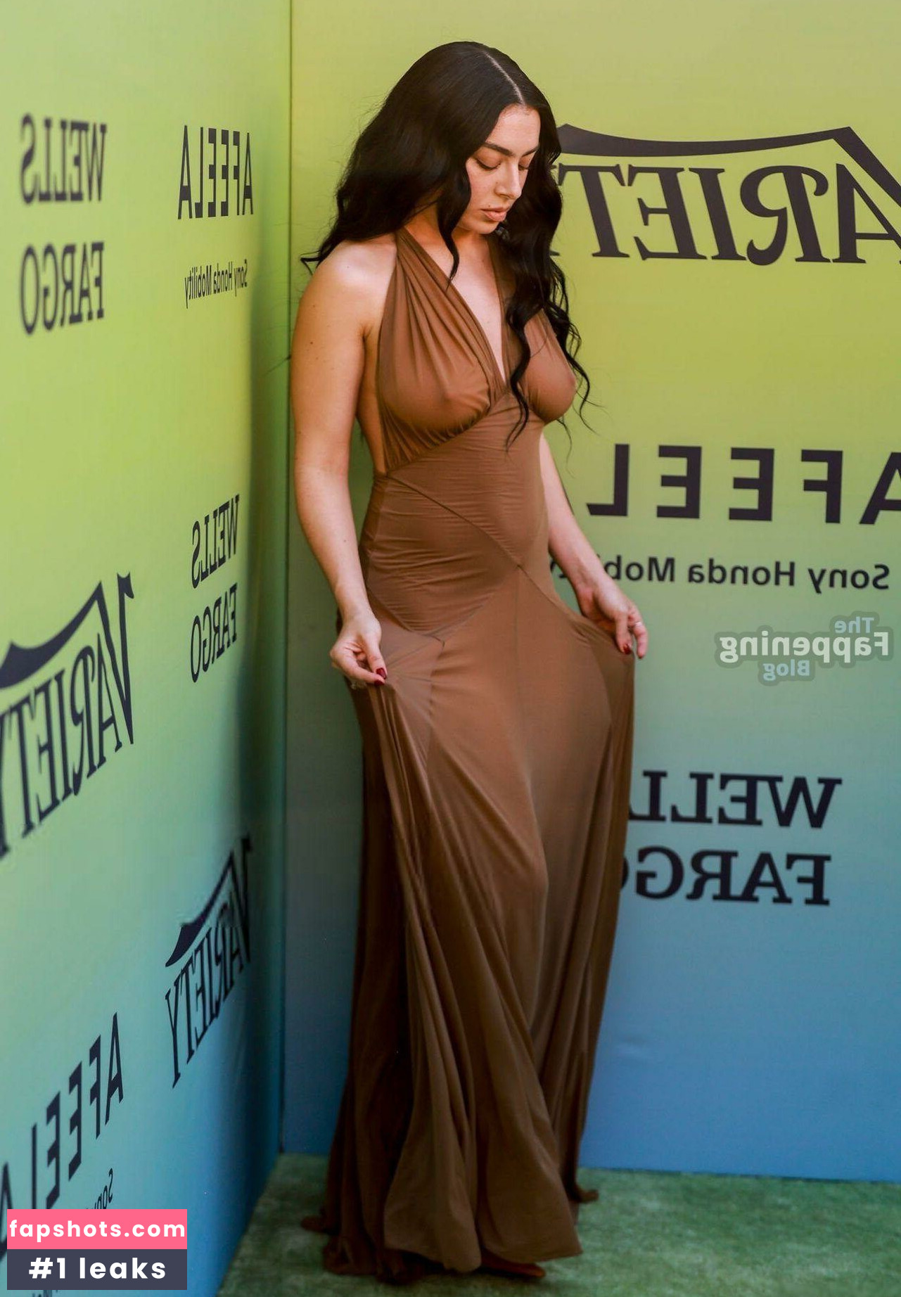 Charli XCX Nahé úniky fotek pouze od fanoušků #312 - Fapshots