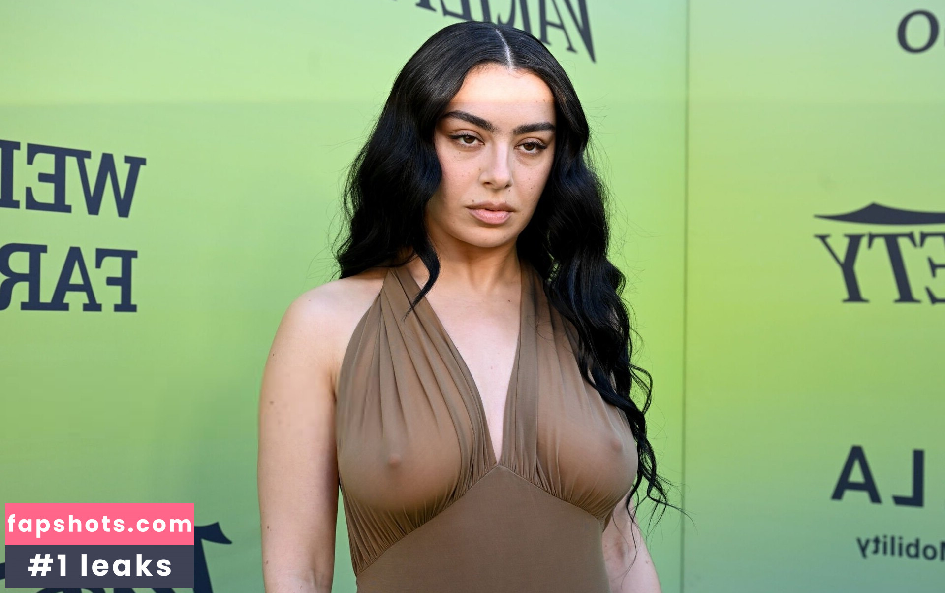 Charli XCX Nahé úniky fotek pouze od fanoušků #331 - Fapshots