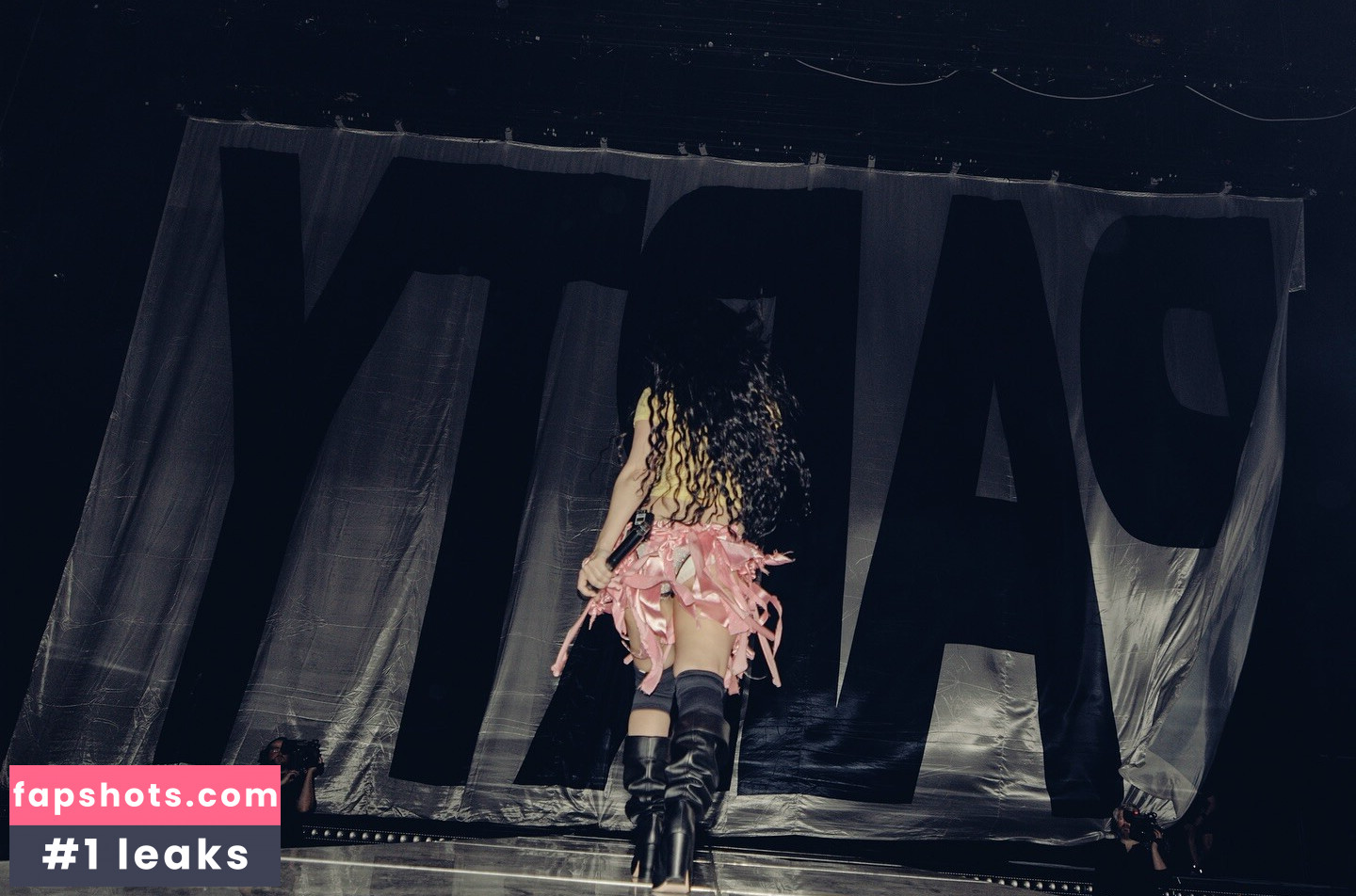 Charli XCX Nahé úniky fotek pouze od fanoušků #349 - Fapshots