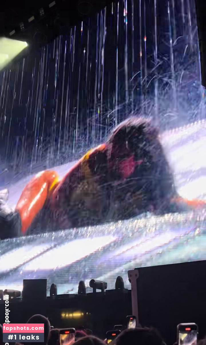 Charli XCX Nahé úniky fotek pouze od fanoušků #36 - Fapshots