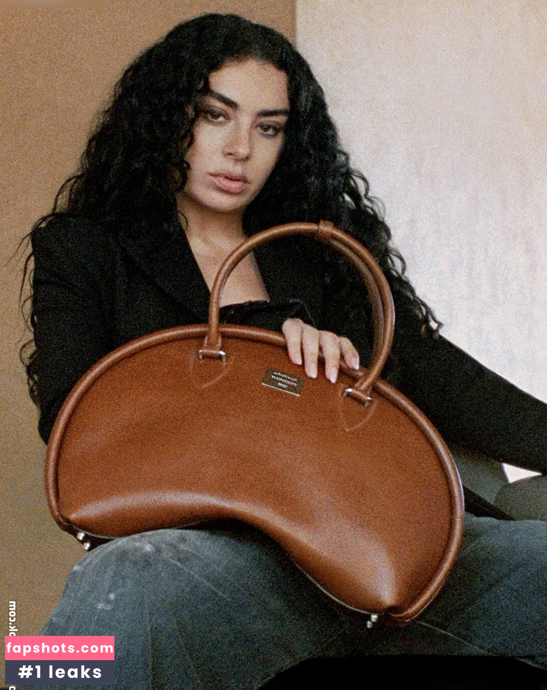 Charli XCX Nahé úniky fotek pouze od fanoušků #377 - Fapshots