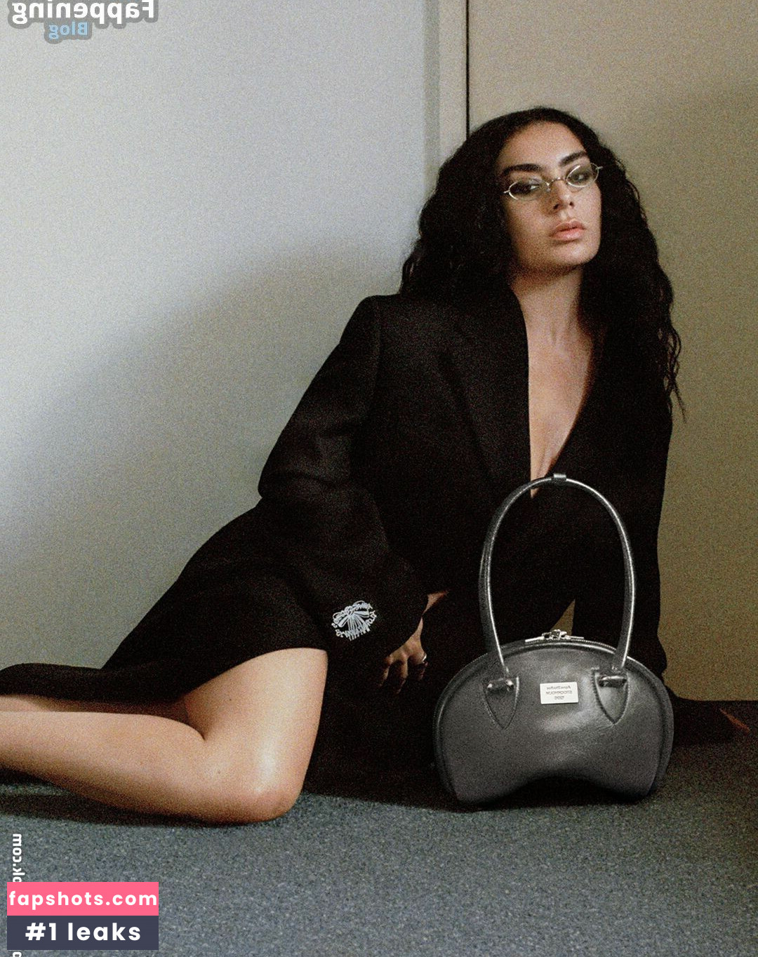 Charli XCX Nahé úniky fotek pouze od fanoušků #388 - Fapshots