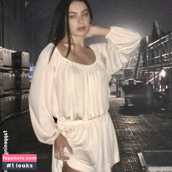 Charli XCX Nahé úniky fotek pouze od fanoušků #40 - Fapshots