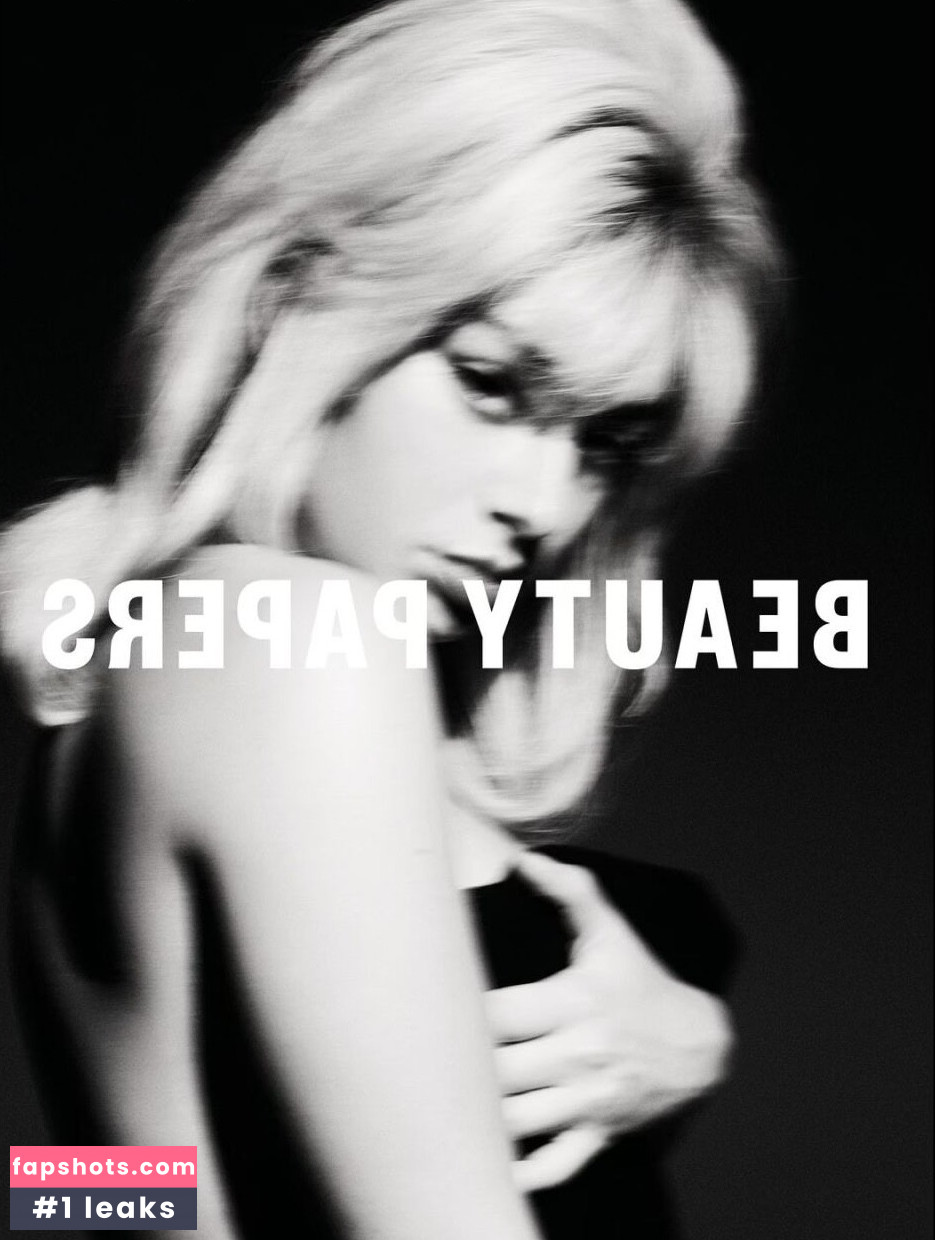 Charli XCX Nahé úniky fotek pouze od fanoušků #427 - Fapshots