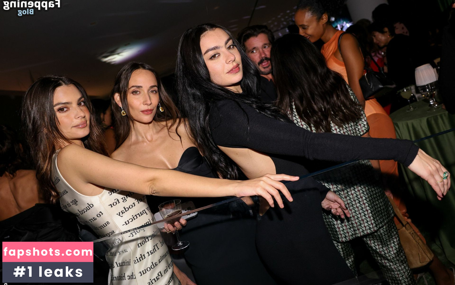 Charli XCX Nahé úniky fotek pouze od fanoušků #454 - Fapshots