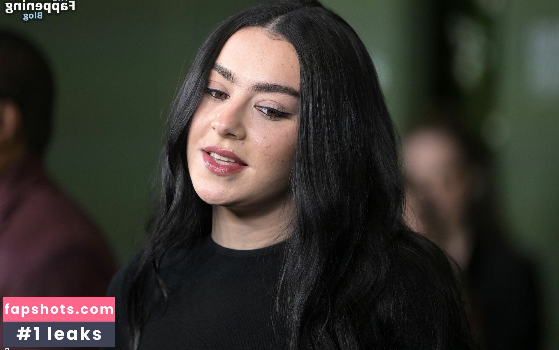 Charli XCX Nahé úniky fotek pouze od fanoušků #468 - Fapshots