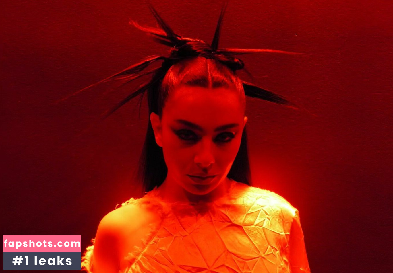 Charli XCX Nahé úniky fotek pouze od fanoušků #473 - Fapshots