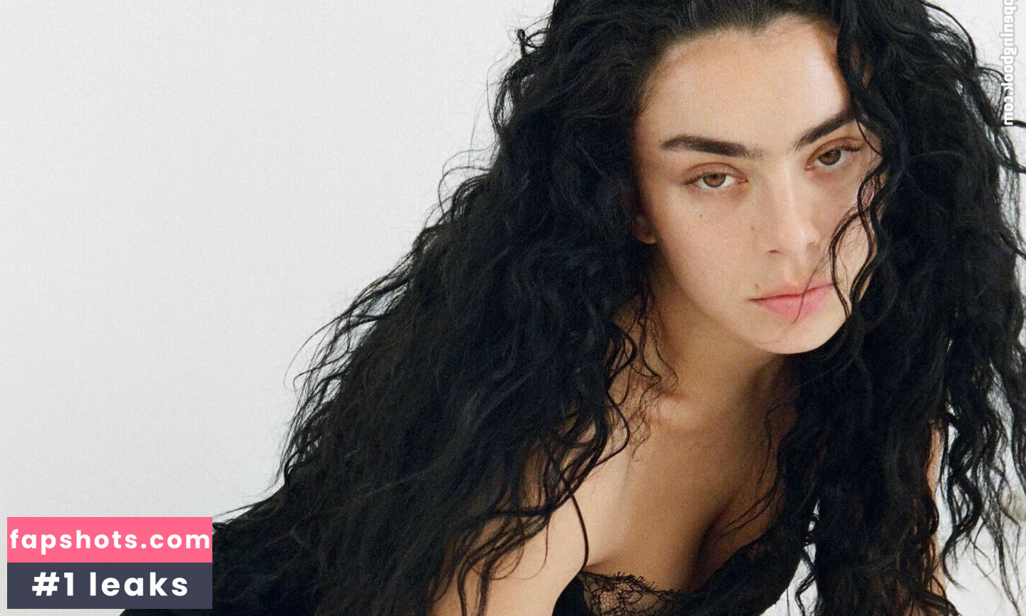 Charli XCX Nahé úniky fotek pouze od fanoušků #477 - Fapshots