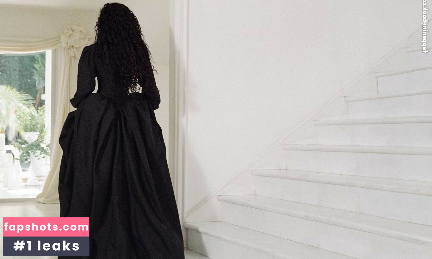 Charli XCX Nahé úniky fotek pouze od fanoušků #478 - Fapshots