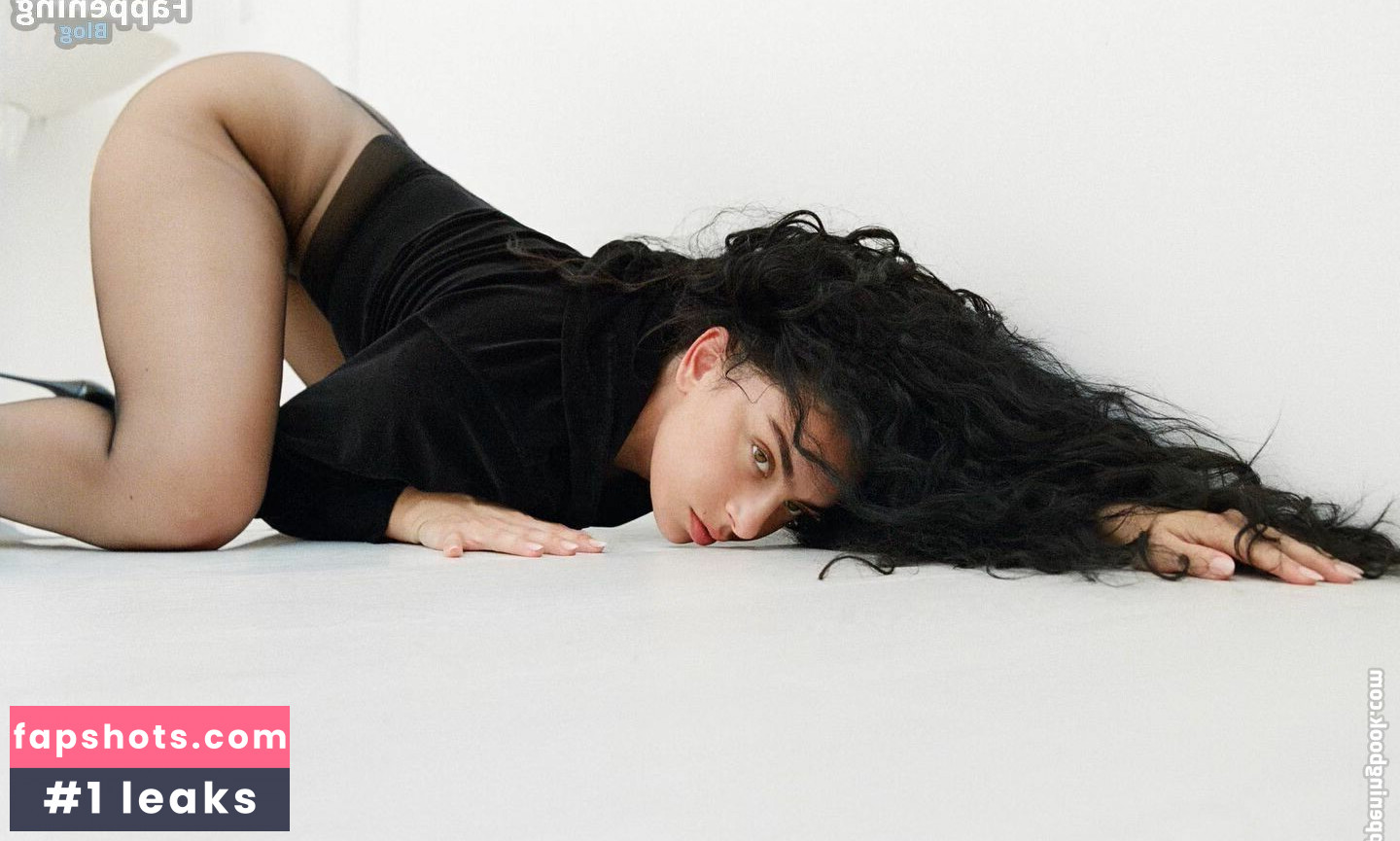 Charli XCX Nahé úniky fotek pouze od fanoušků #489 - Fapshots