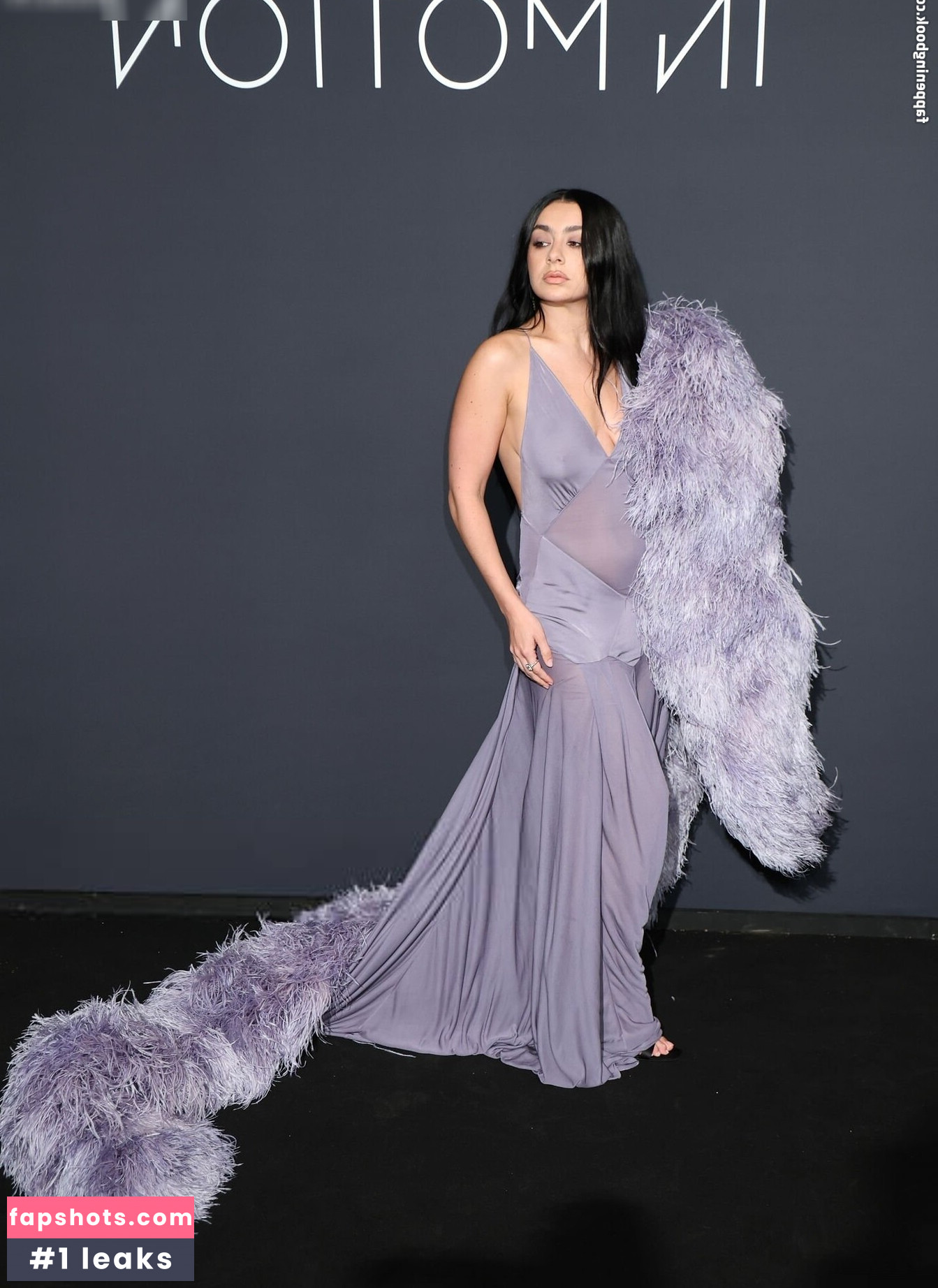 Charli XCX Nahé úniky fotek pouze od fanoušků #51 - Fapshots